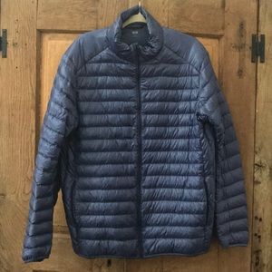 Uniqlo Men’s Lightweight Puffer Coat XL